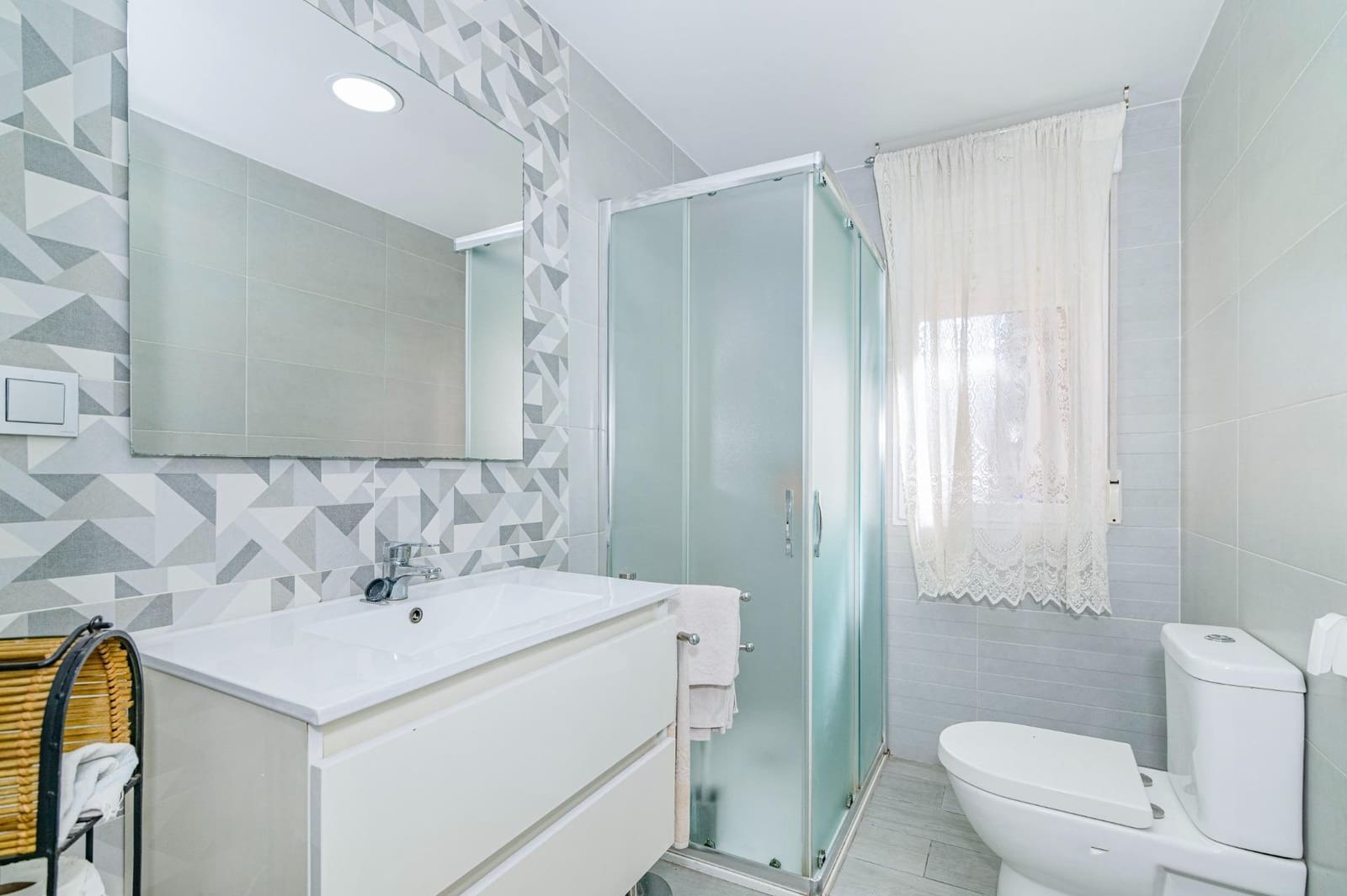 3 soveværelse Villa til salg i Cijuela med swimmingpool garage - € 188.500 (Ref: 9788510)