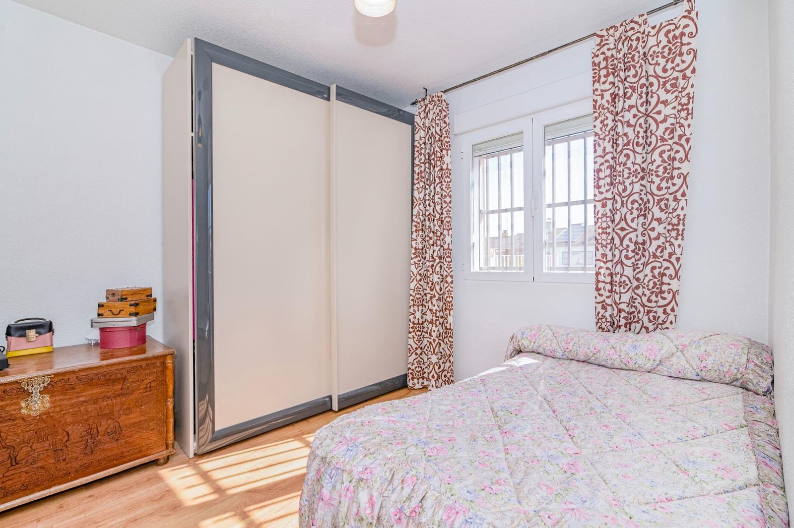 3 soveværelse Villa til salg i Cijuela med swimmingpool garage - € 188.500 (Ref: 9788510)