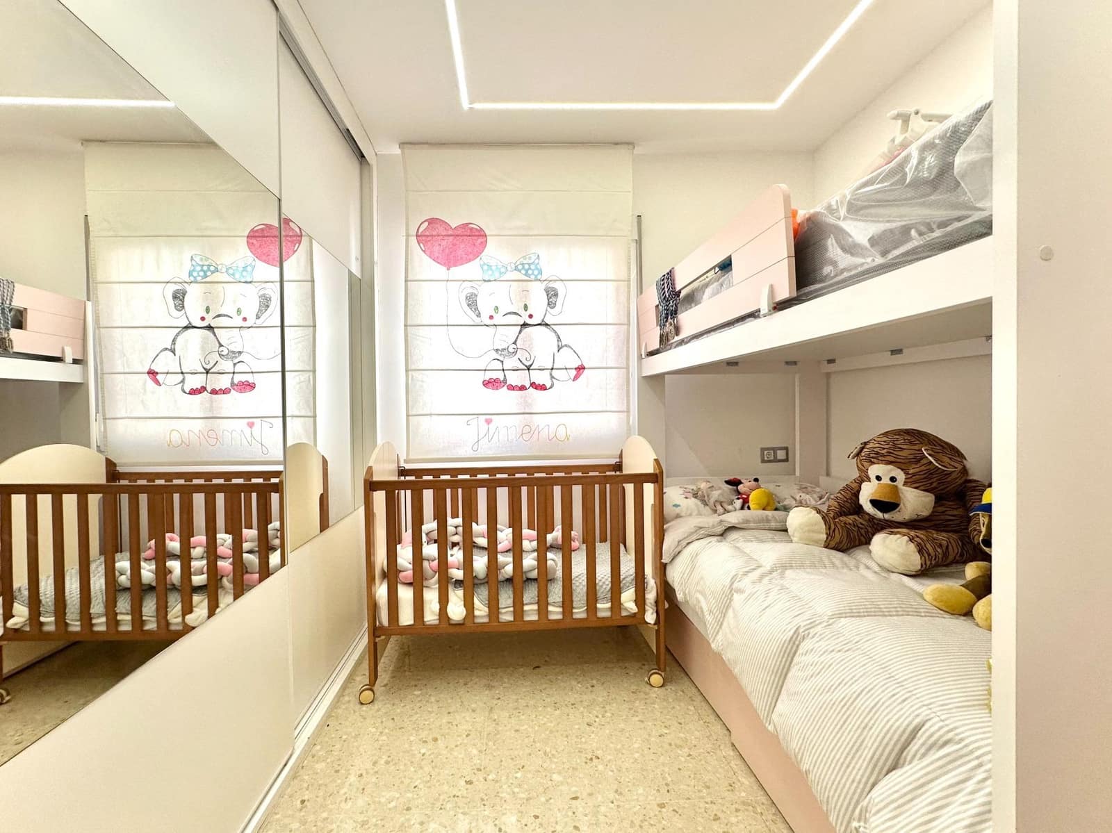 2 bedroom Flat for sale in Las Gabias with pool garage - € 175,000 (Ref: 9794765)