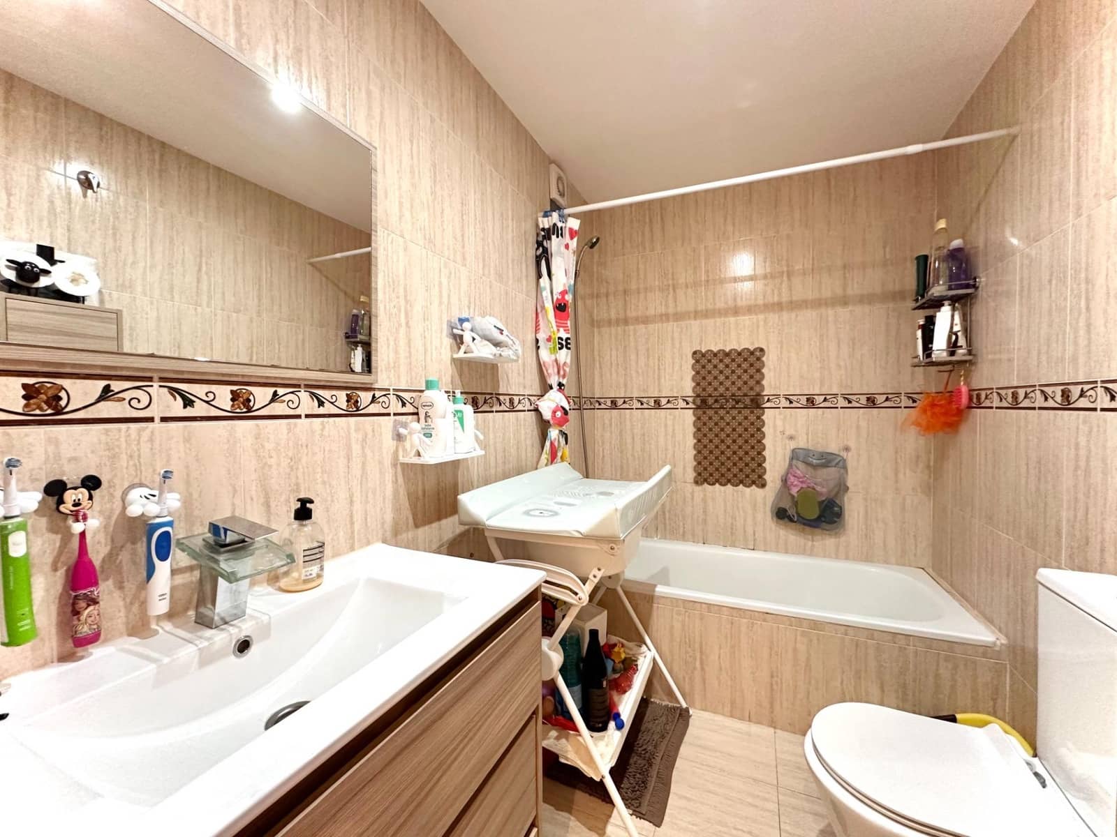 2 bedroom Flat for sale in Las Gabias with pool garage - € 175,000 (Ref: 9794765)