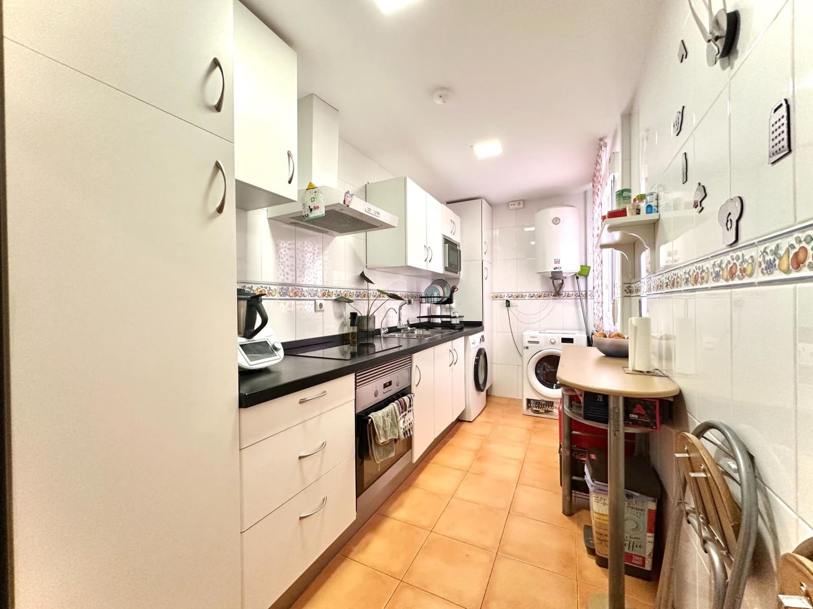 2 bedroom Flat for sale in Las Gabias with pool garage - € 175,000 (Ref: 9794765)