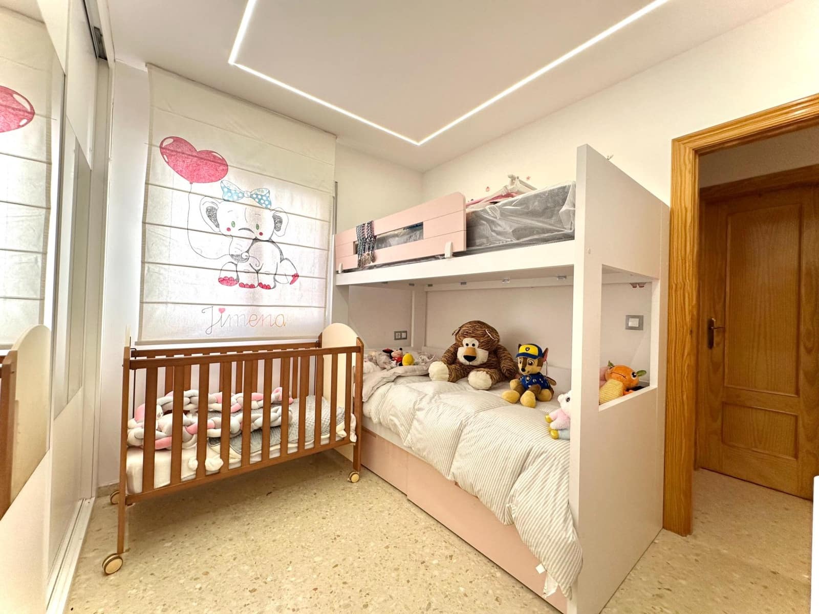 2 bedroom Flat for sale in Las Gabias with pool garage - € 175,000 (Ref: 9794765)