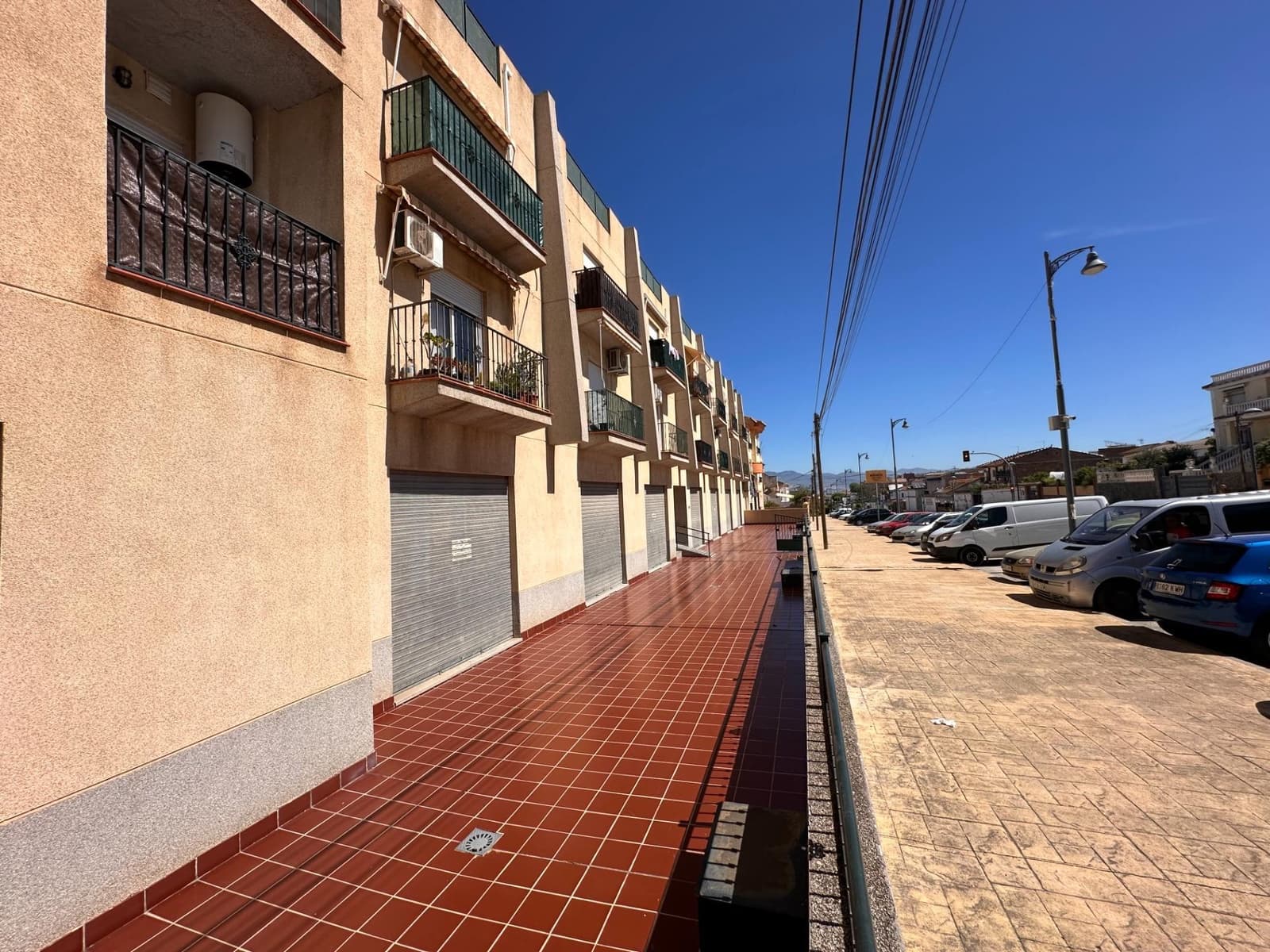 2 bedroom Flat for sale in Las Gabias with pool garage - € 175,000 (Ref: 9794765)