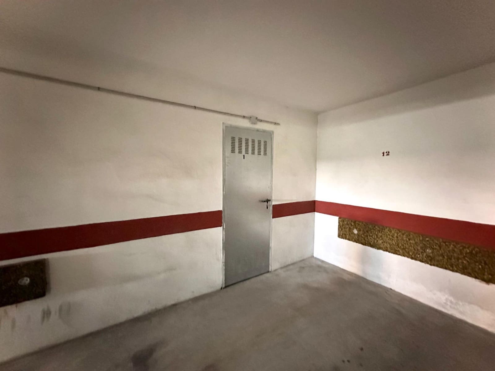 2 bedroom Flat for sale in Las Gabias with pool garage - € 175,000 (Ref: 9794765)