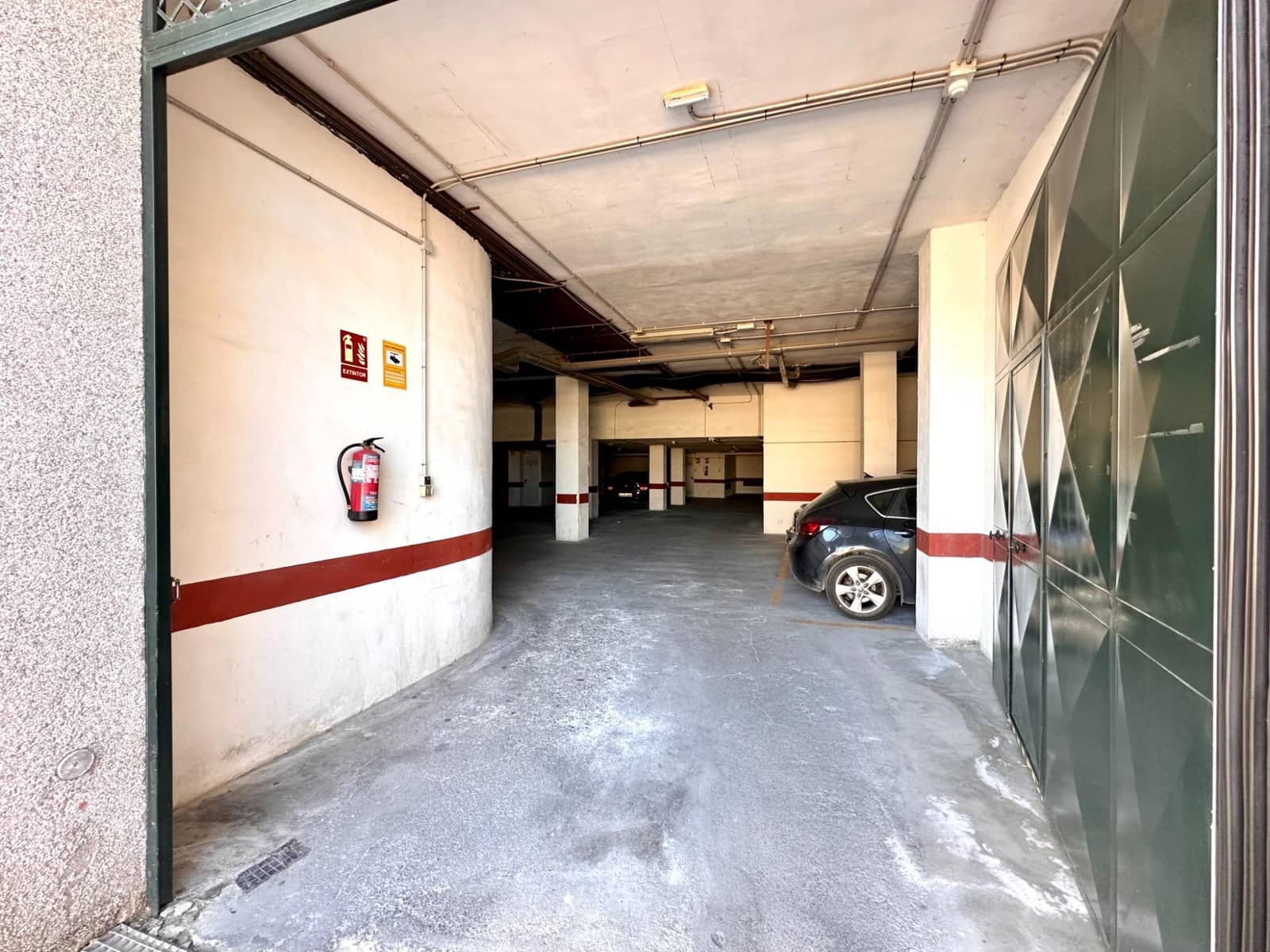 2 bedroom Flat for sale in Las Gabias with pool garage - € 175,000 (Ref: 9794765)