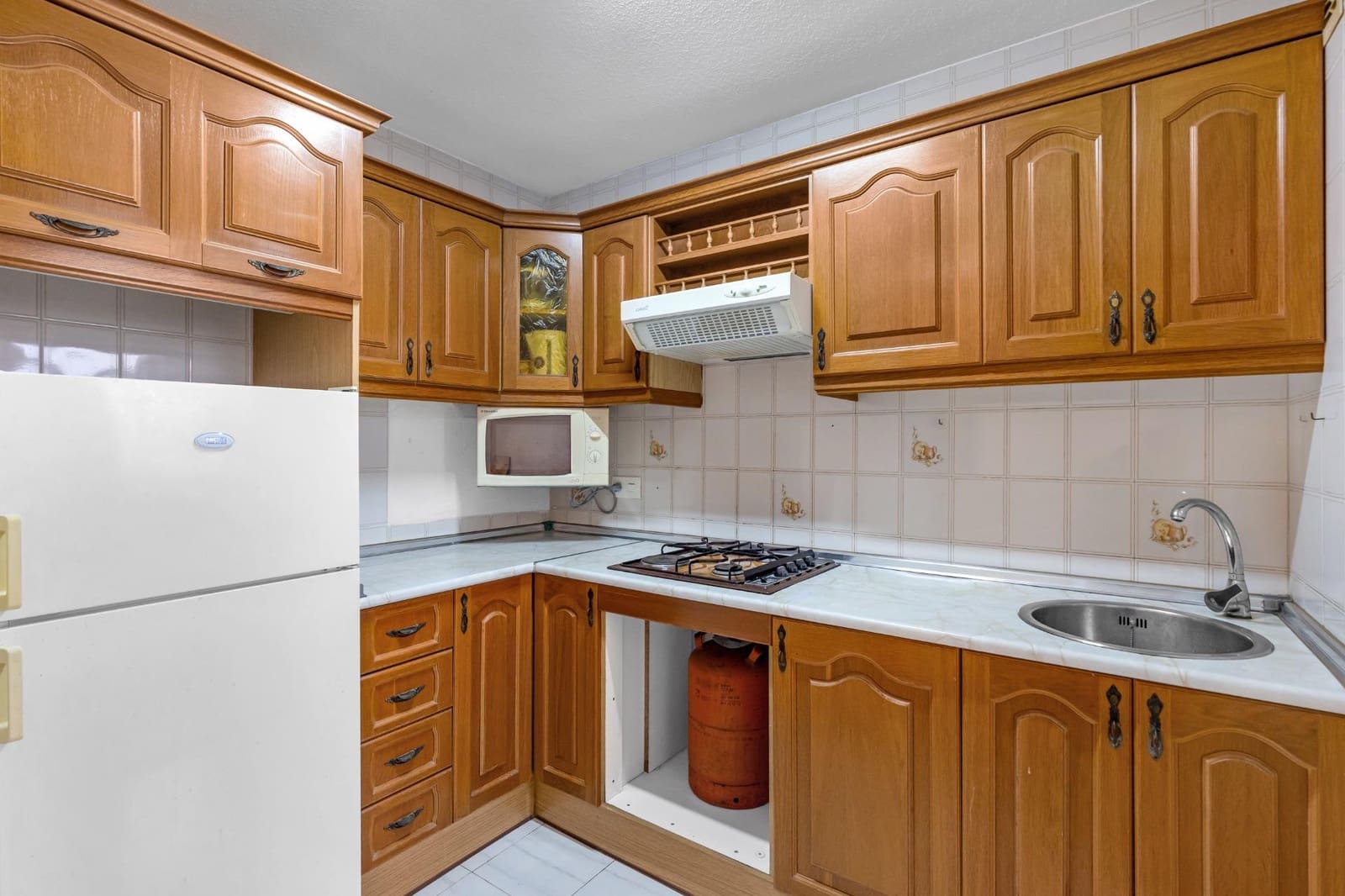 3 makuuhuone Bungalow myytävänä paikassa Torrevieja - 160 000 € (Ref: 9799696)