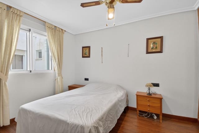 2 quarto Apartamento para venda em Parque de las Naciones, Torrevieja - 121 000 € (Ref: 9799714)