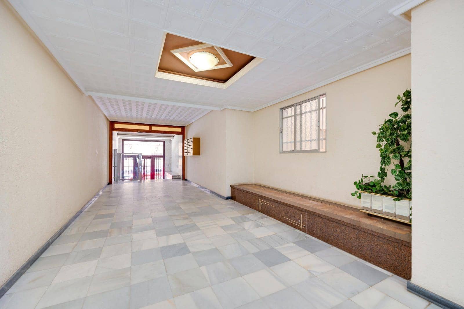 2 soverom Leilighet til salgs i Torrevieja - € 229 969 (Ref: 9799716)