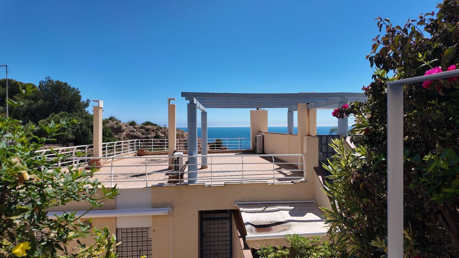 5 quarto Moradia para venda em Campoamor com garagem - 820 000 € (Ref: 9799733)