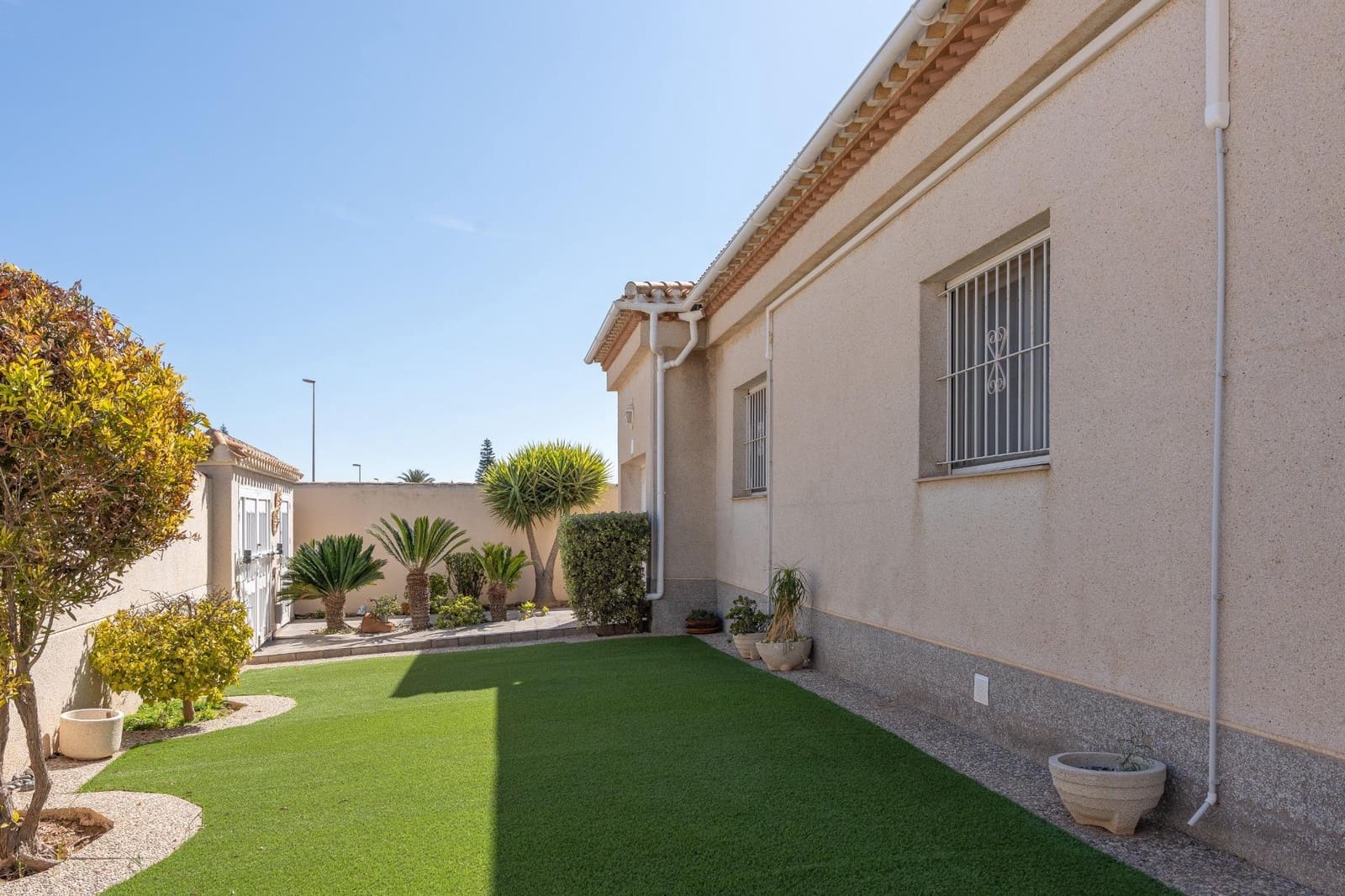 3 camera da letto Villa in vendita in Playa Flamenca con piscina garage - 585.000 € (Rif: 9799742)