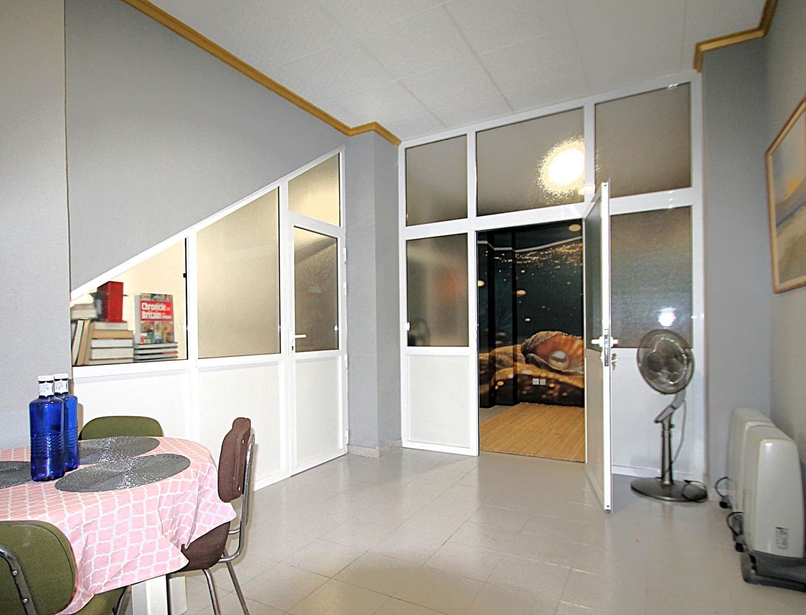 3 sypialnia Komercyjne na sprzedaż w Torrevieja - 180 000 € (Ref: 9799743)