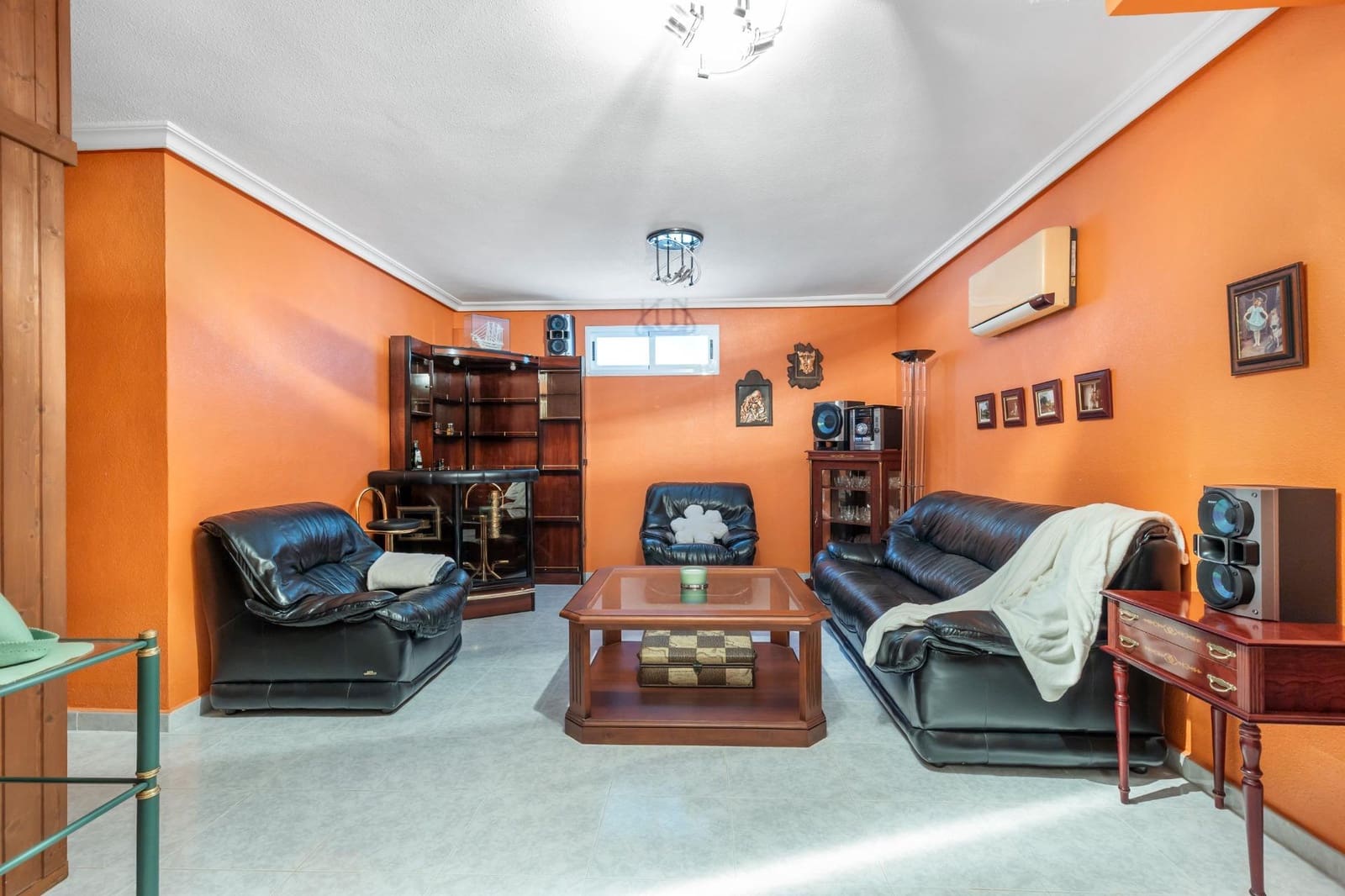 5 sovrum Villa till salu i Pueblo Bravo med pool garage - 599 000 € (Ref: 9799744)