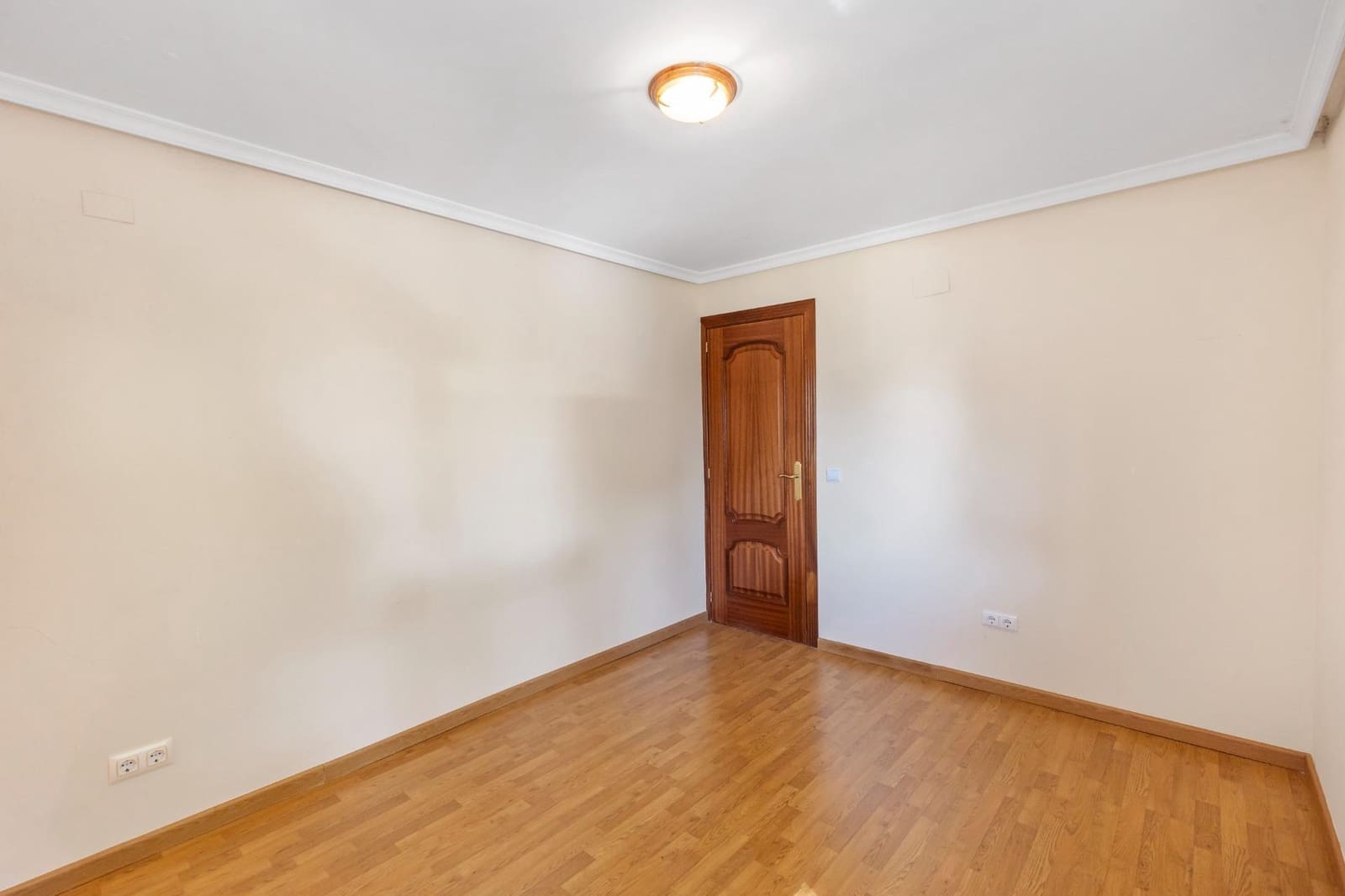 5 sovrum Villa till salu i Pueblo Bravo med pool garage - 599 000 € (Ref: 9799744)