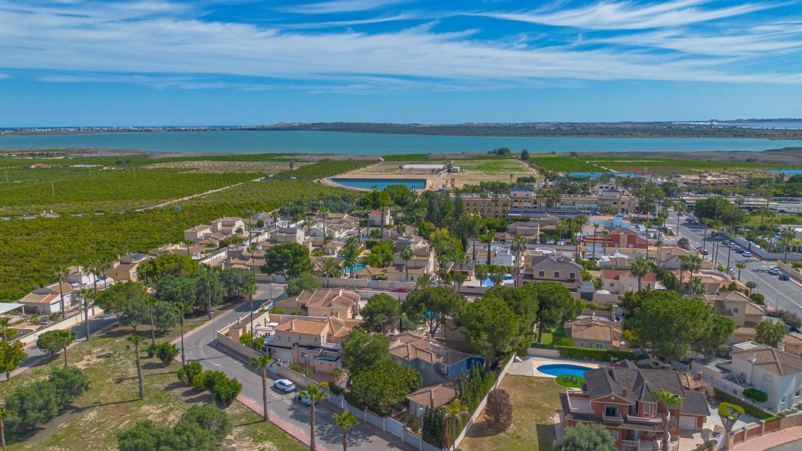 5 sovrum Villa till salu i Pueblo Bravo med pool garage - 599 000 € (Ref: 9799744)