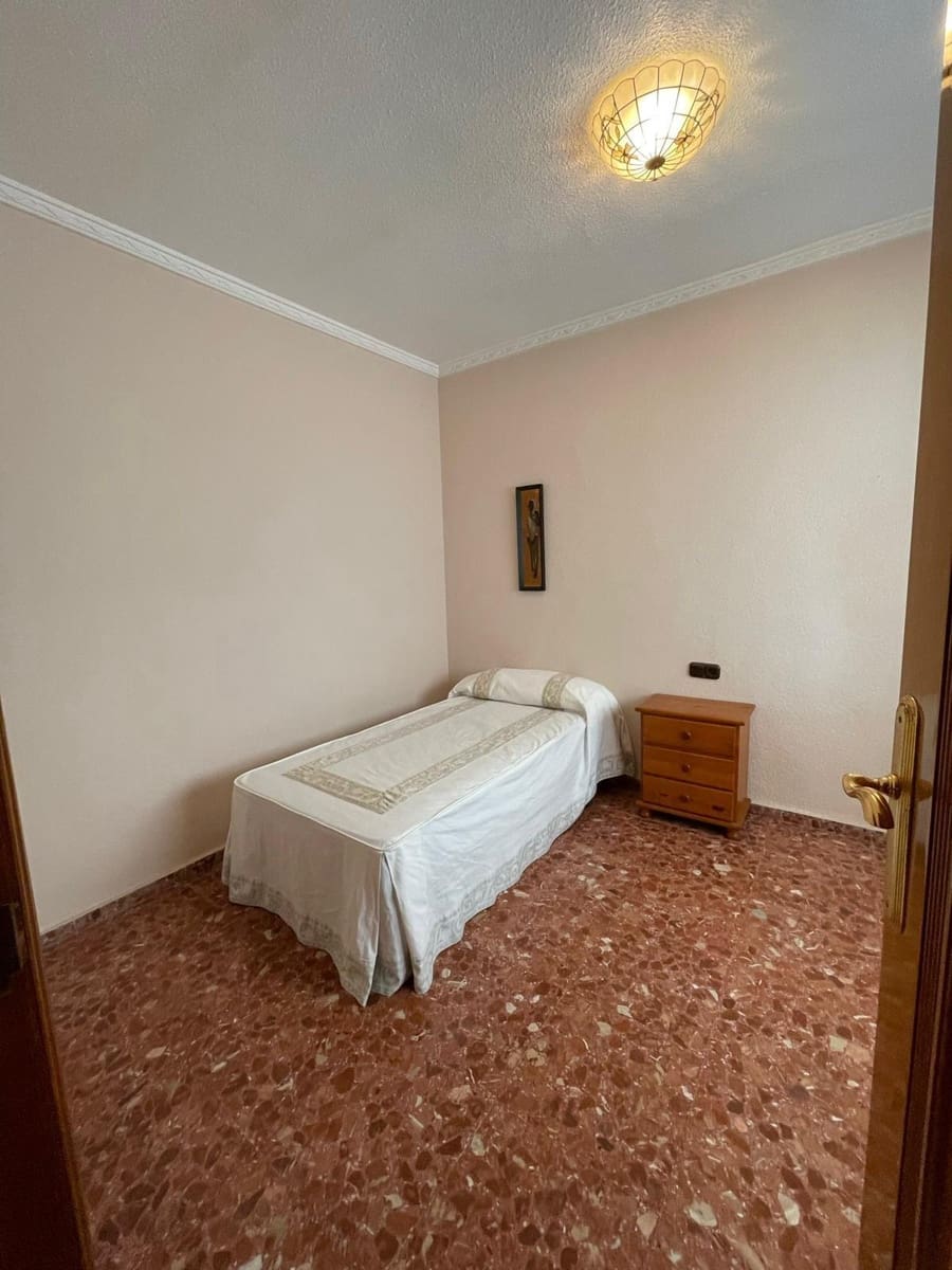 4 slaapkamer Appartement te koop in Torrevieja - € 474.900 (Ref: 9799805)