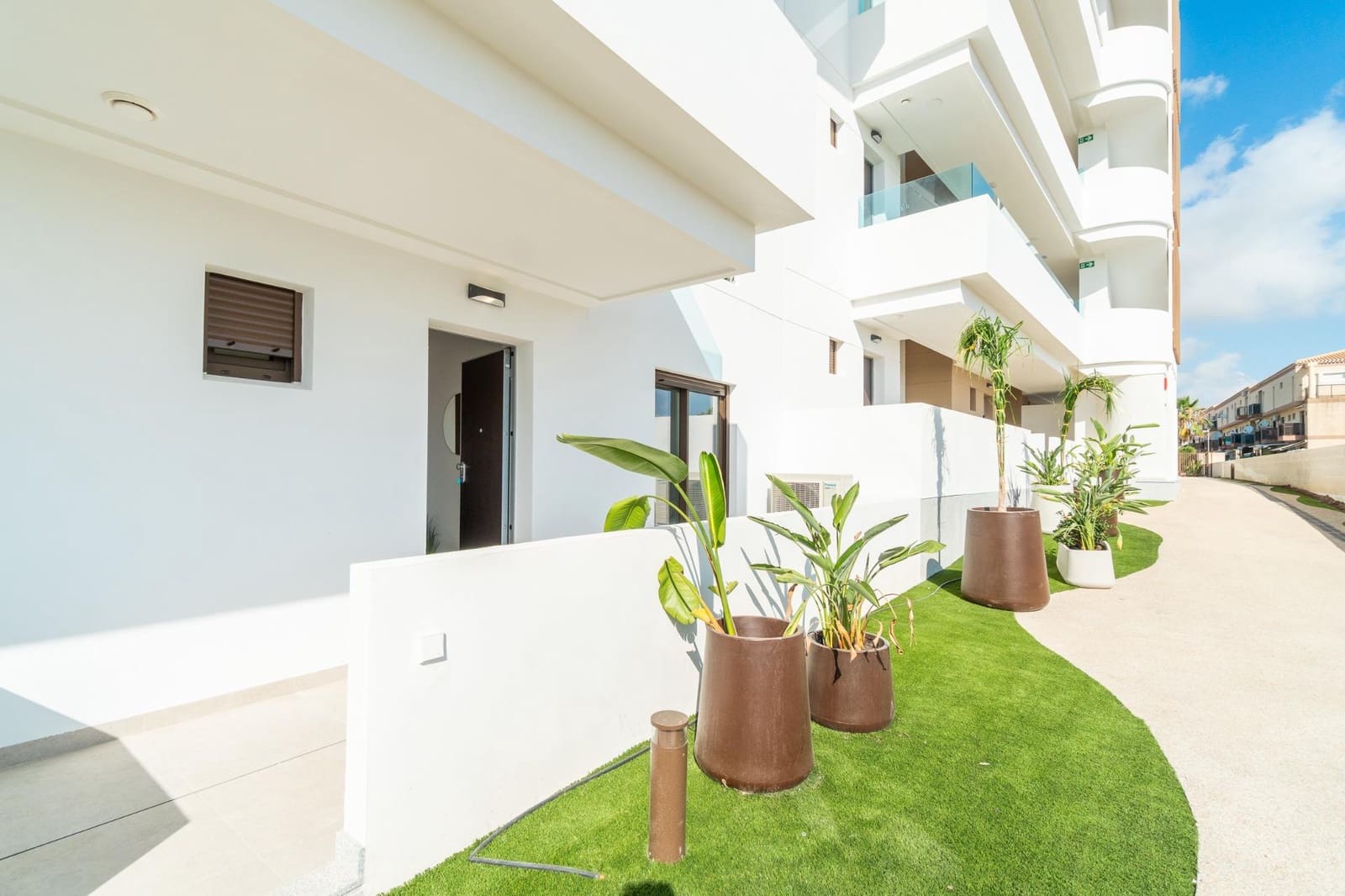 Apartamento de 3 habitaciones en Playa Flamenca en venta con piscina garaje - 395.000 € (Ref: 9799810)