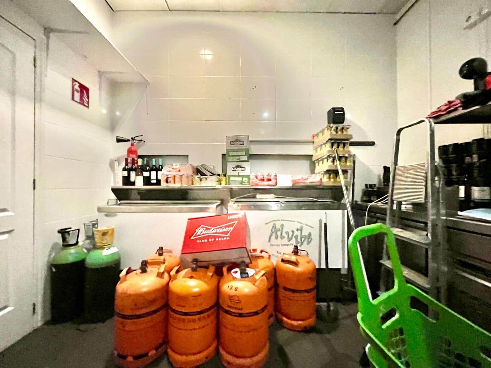 Comercial para arrendar em Orihuela Costa - 815 € (Ref: 9799825)