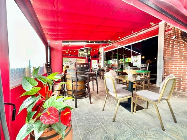 Local Comercial en Lomas de Cabo Roig - Los Dolses, Orihuela en alquiler - 815 € (Ref: 9799825)