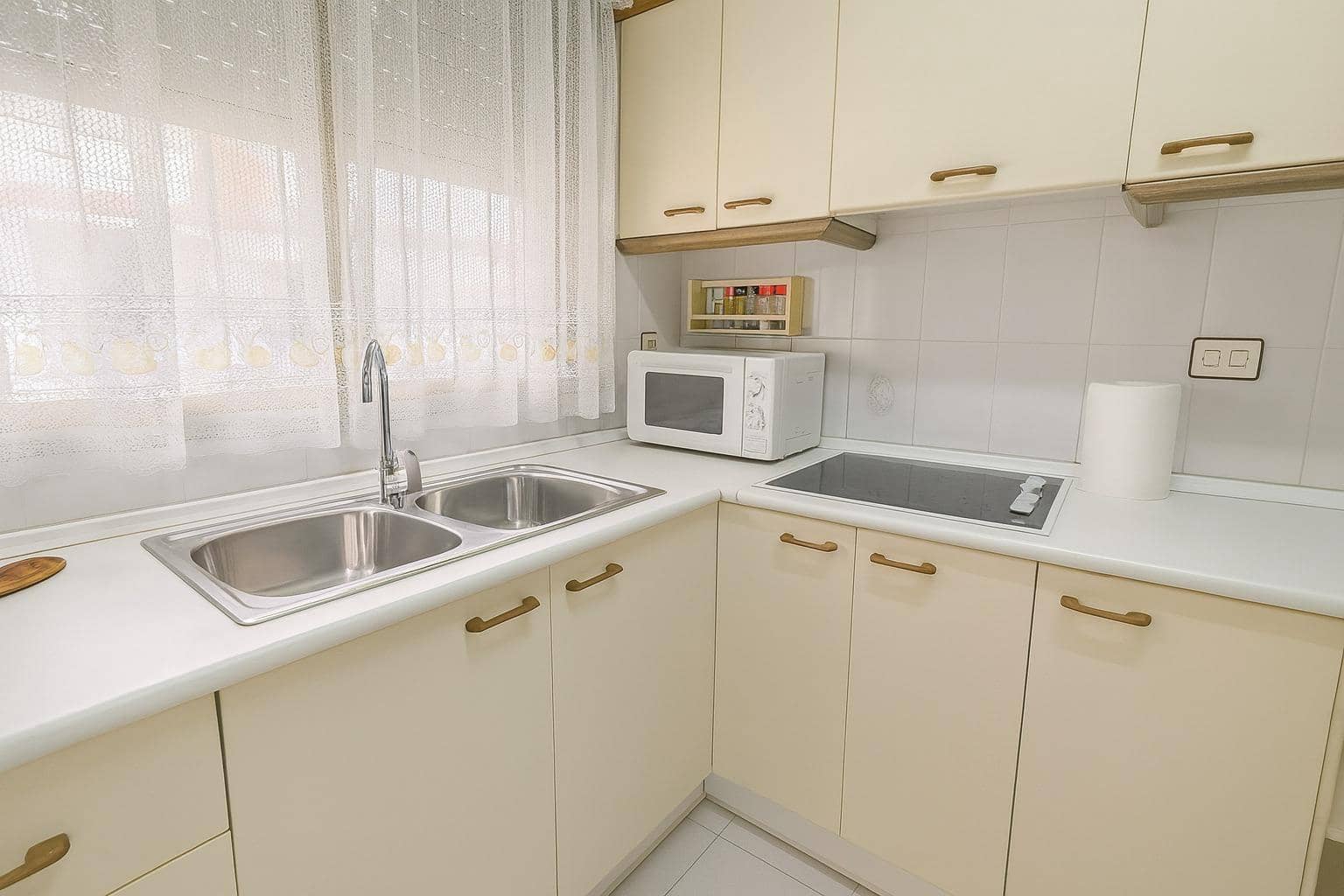 2 soveværelse Lejlighed til salg i Torrevieja - € 137.000 (Ref: 9799871)