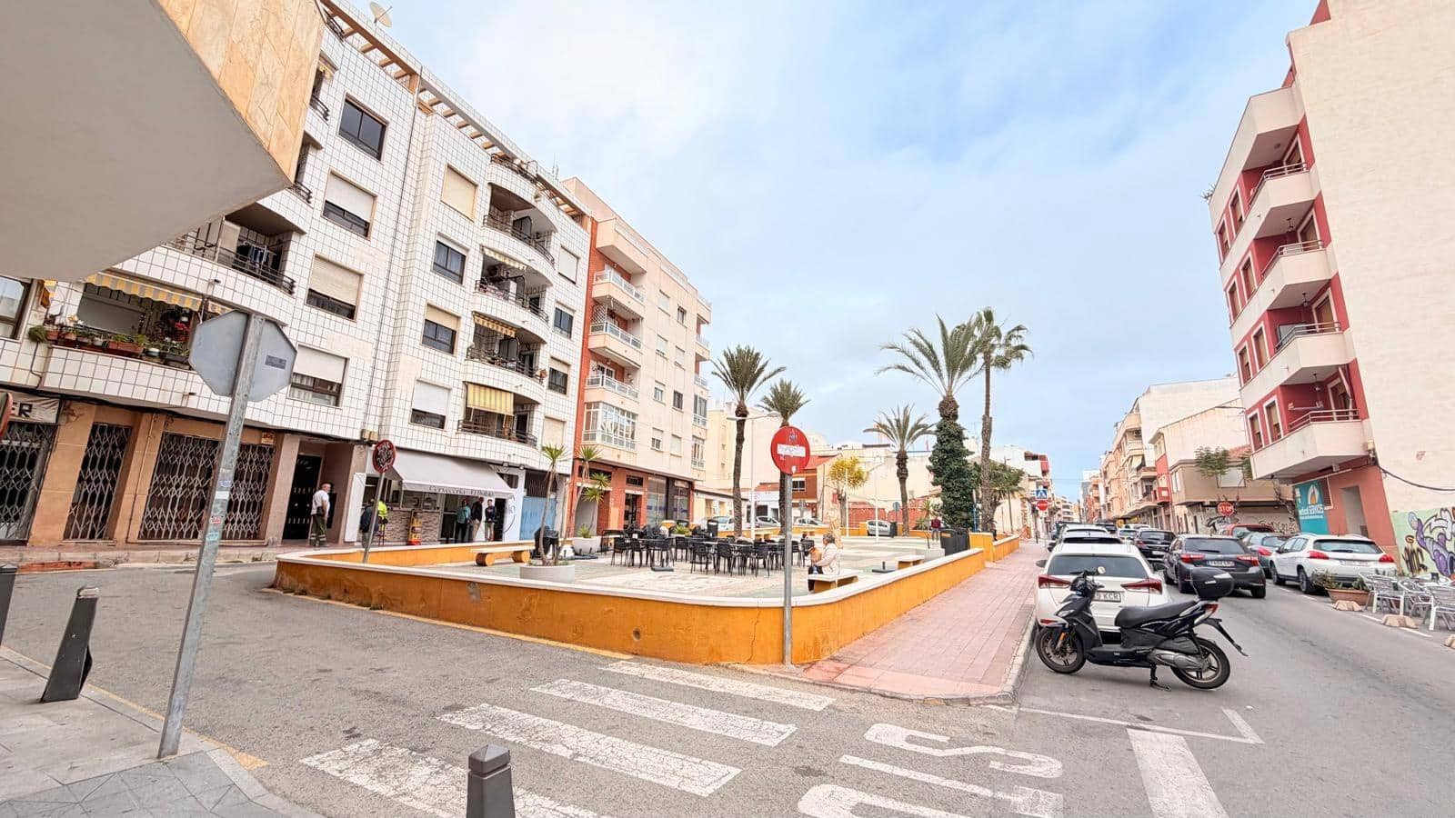 1 quarto Apartamento para venda em Torrevieja - 99 900 € (Ref: 9799889)