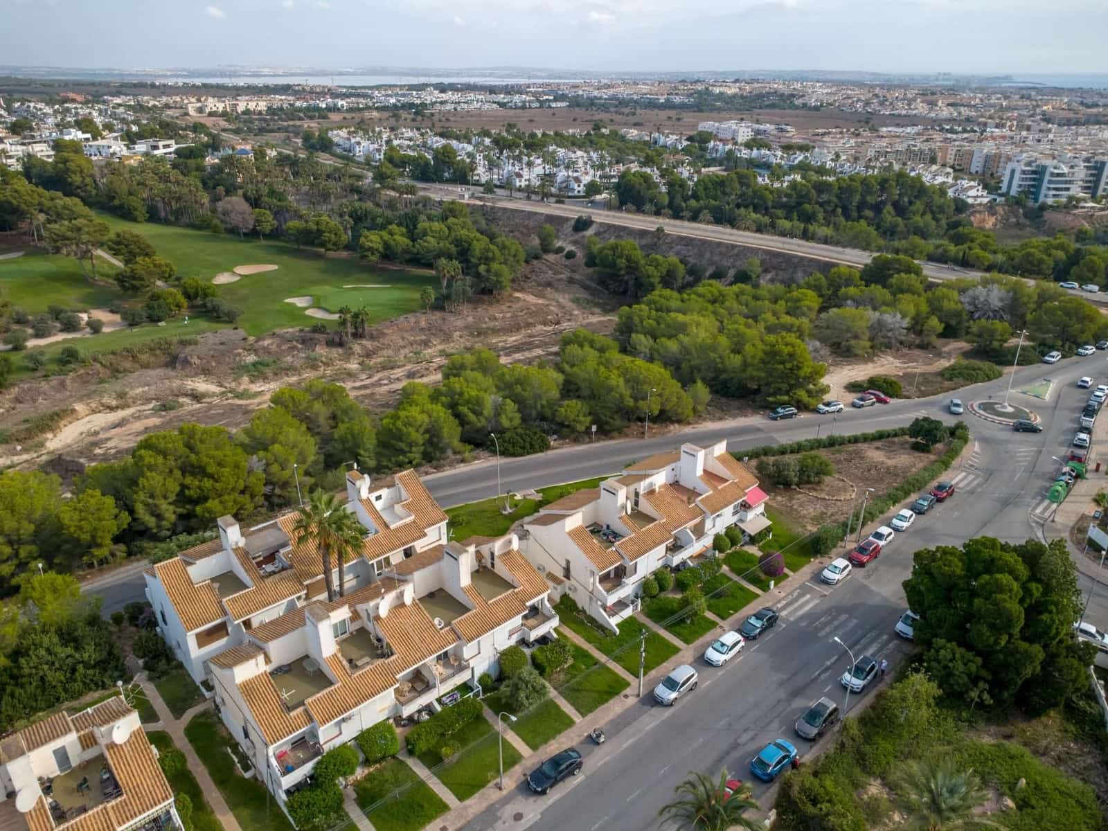 2 bedroom Bungalow for sale in Orihuela Costa - € 199,000 (Ref: 9804411)