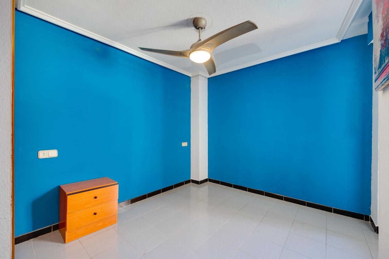 1 Zimmer Apartment zu verkaufen in Torrevieja mit Pool - 99.990 € (Ref: 9804414)