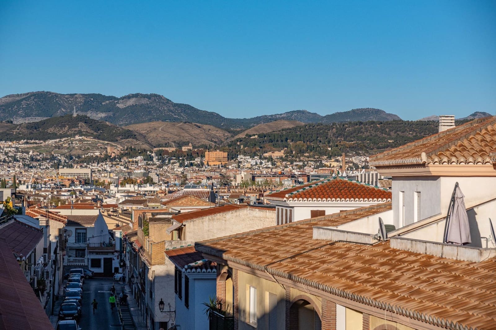 3 bedroom Penthouse for sale in Armilla with garage - € 290,000 (Ref: 9806569)