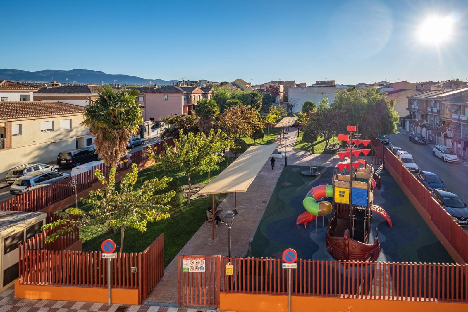 3 bedroom Penthouse for sale in Armilla with garage - € 290,000 (Ref: 9806569)