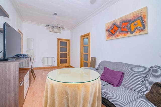 3 makuuhuone Asunto myytävänä paikassa Peligros - 178 000 € (Ref: 9808082)