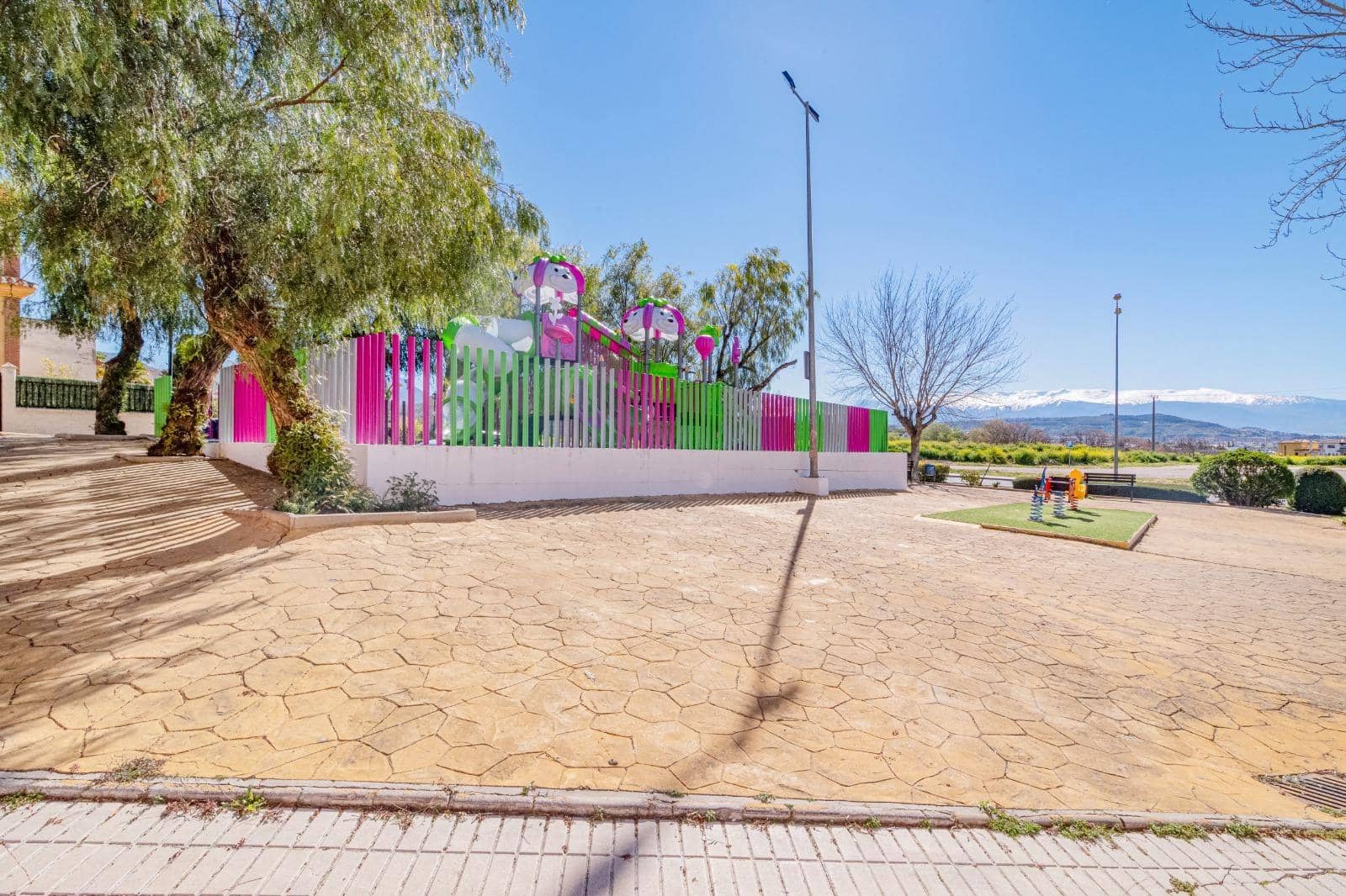 3 makuuhuone Asunto myytävänä paikassa Peligros - 178 000 € (Ref: 9808082)