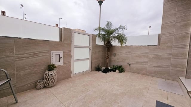 2 soverom Leilighet til salgs i La Siesta, Torrevieja - € 209 500 (Ref: 9808083)