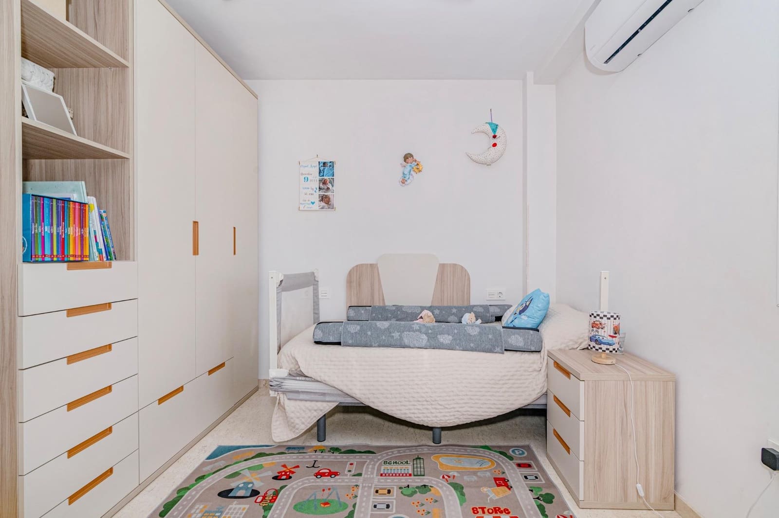 4 bedroom Terraced Villa for sale in Armilla with garage - € 340,000 (Ref: 9839393)