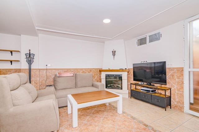 4 quarto Moradia em Banda para venda em Armilla com garagem - 340 000 € (Ref: 9839393)