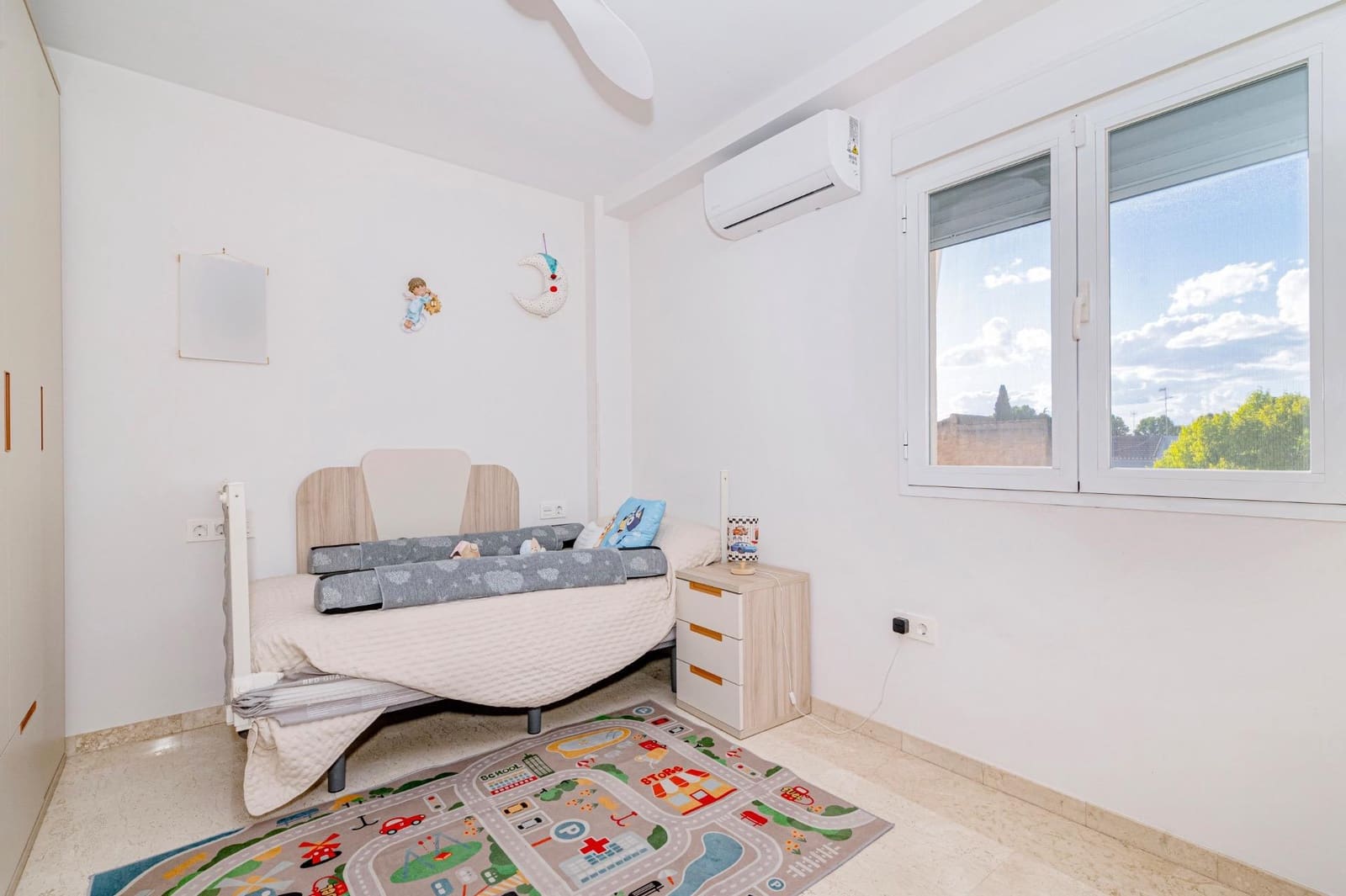 4 bedroom Terraced Villa for sale in Armilla with garage - € 340,000 (Ref: 9839393)