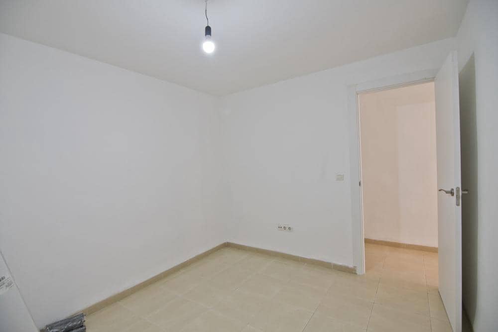 2 bedroom Flat for sale in Motril - € 135,000 (Ref: 9839394)