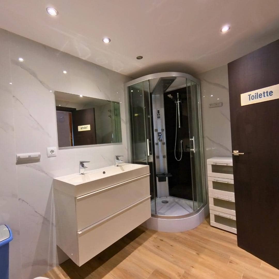 2 bedroom Apartment for sale in Salobrena with pool - € 270,000 (Ref: 9839395)