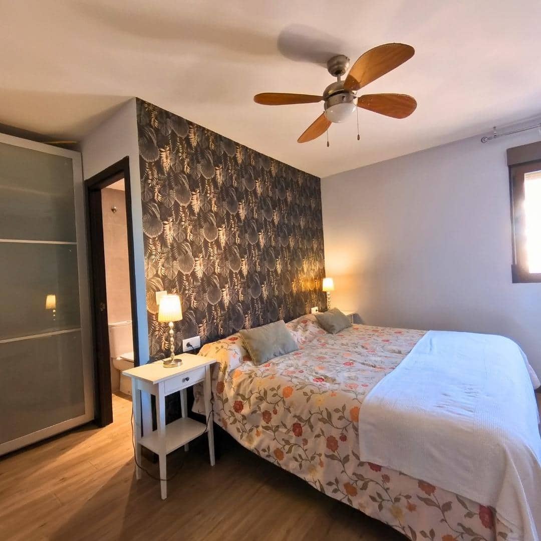 2 bedroom Apartment for sale in Salobrena with pool - € 270,000 (Ref: 9839395)