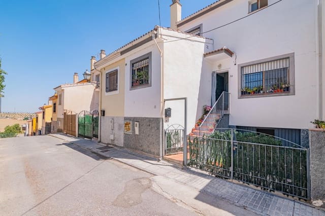4 sovrum Radhus till salu i Las Gabias med garage - 180 000 € (Ref: 9894002)
