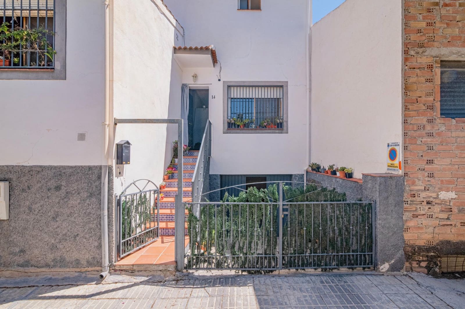 4 sovrum Radhus till salu i Las Gabias med garage - 180 000 € (Ref: 9894002)