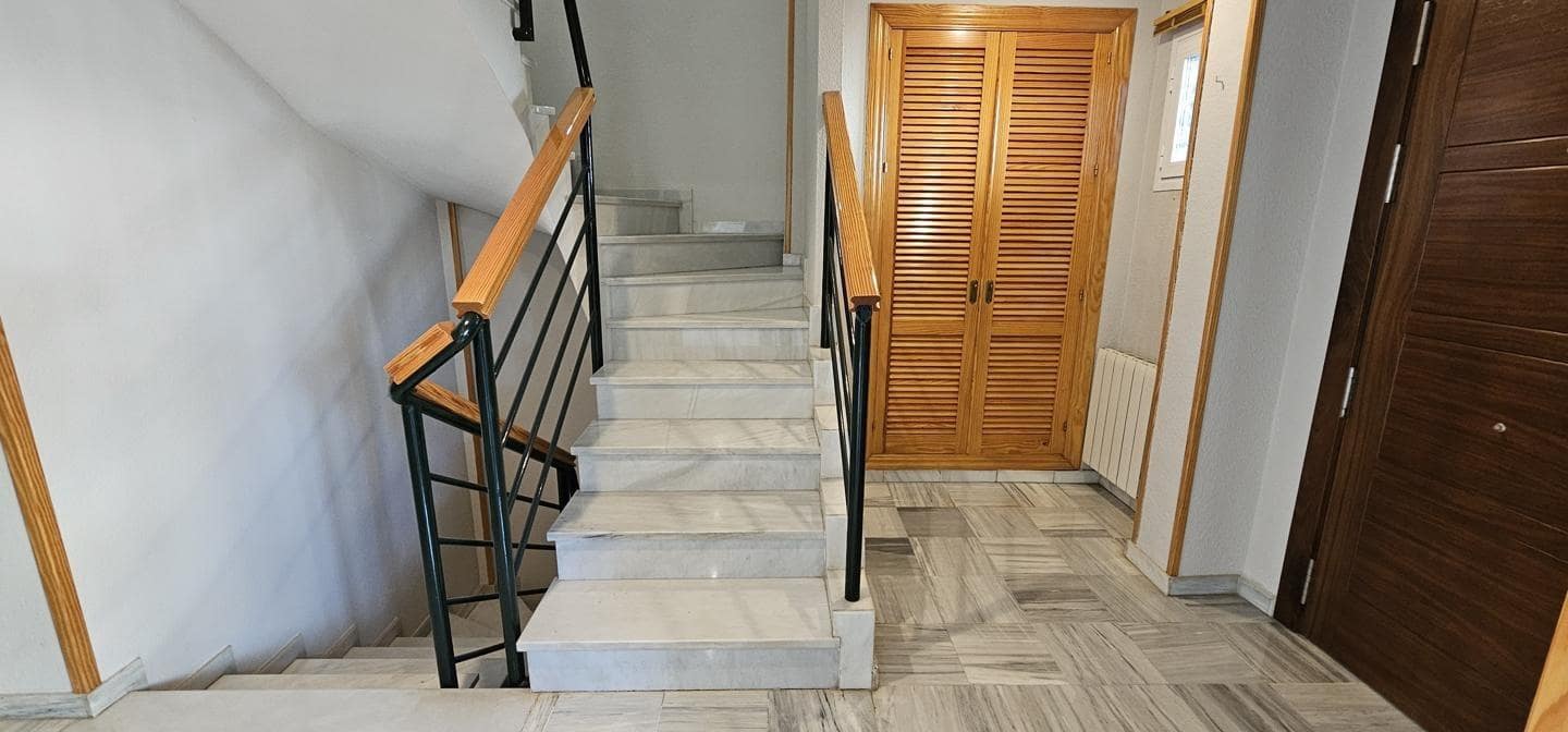 3 soveværelse Rækkehus til salg i Maracena med garage - € 255.000 (Ref: 9913273)