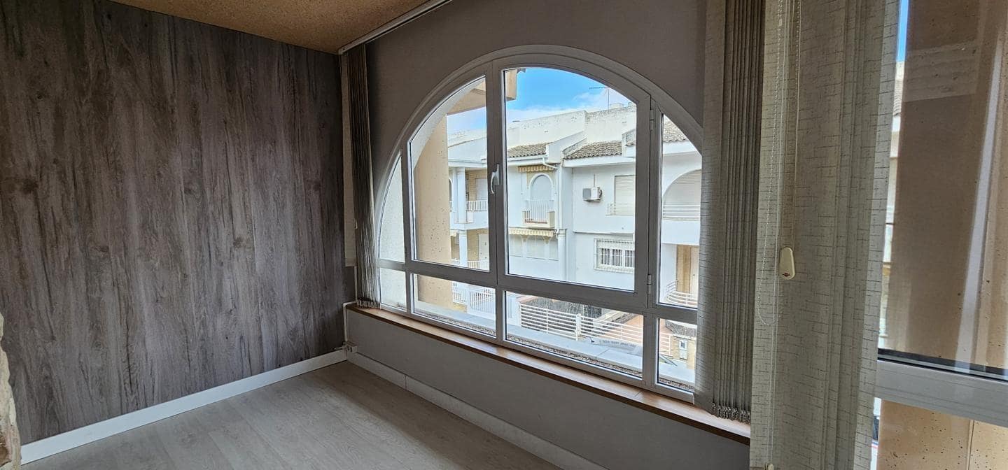 3 soveværelse Rækkehus til salg i Maracena med garage - € 255.000 (Ref: 9913273)