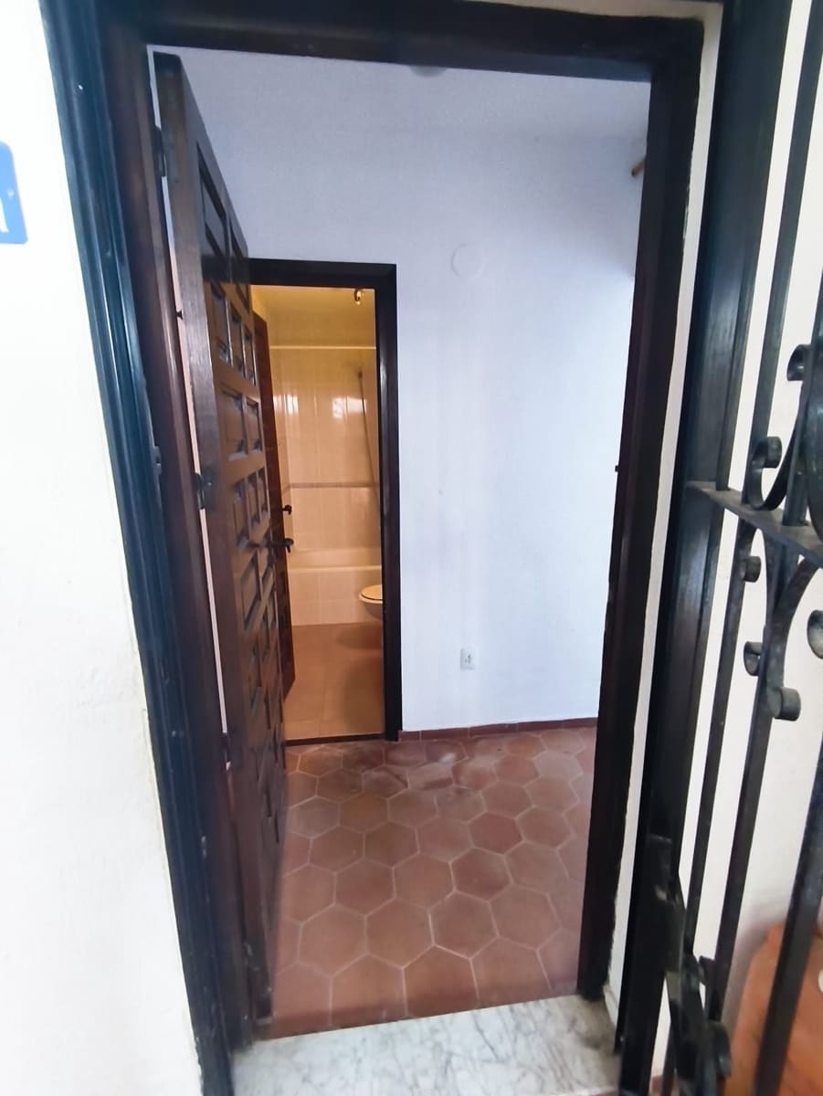 1 quarto Bungalow para venda em Benissa com garagem - 150 000 € (Ref: 10021999)