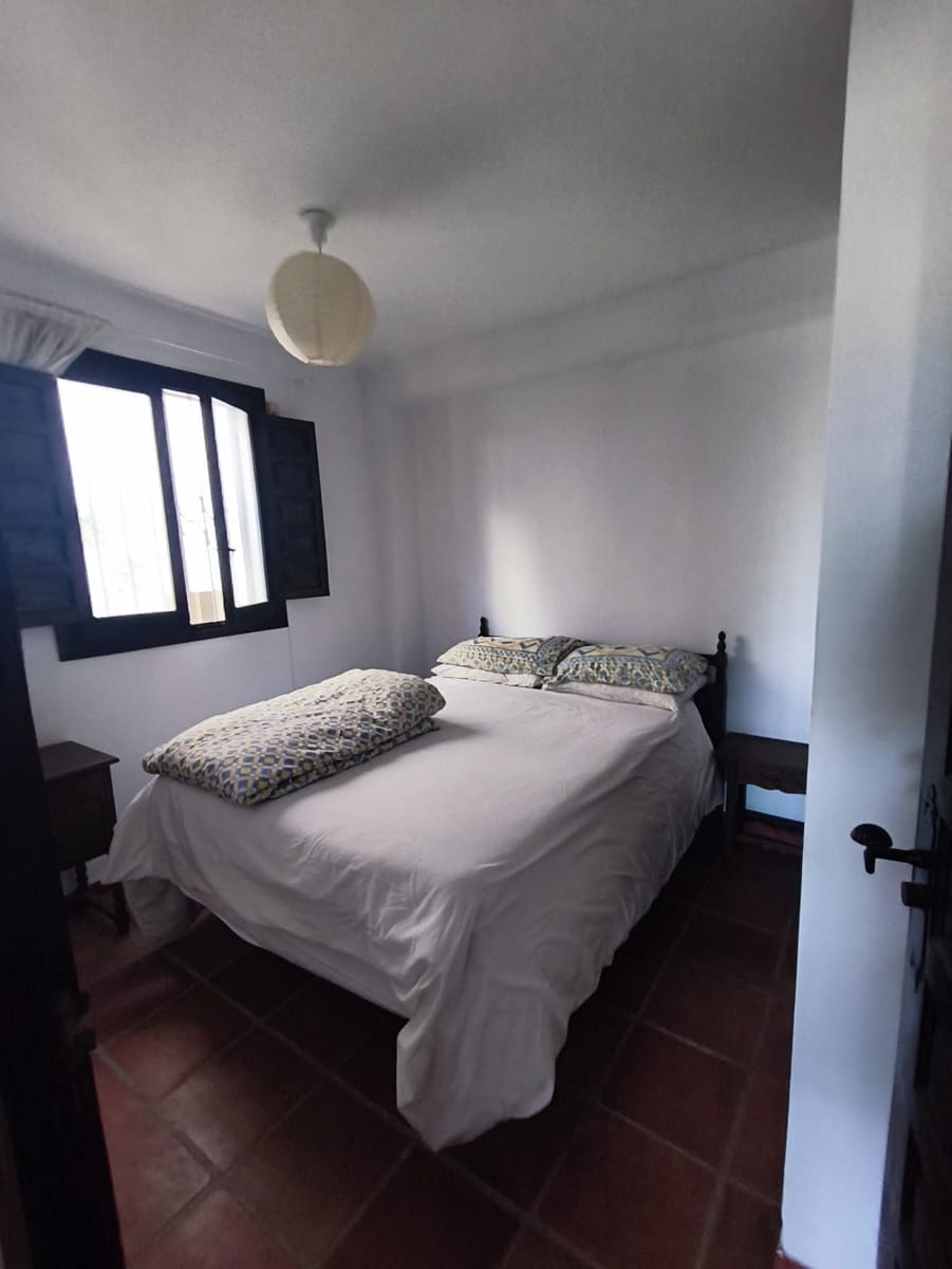 1 quarto Bungalow para venda em Benissa com garagem - 150 000 € (Ref: 10021999)