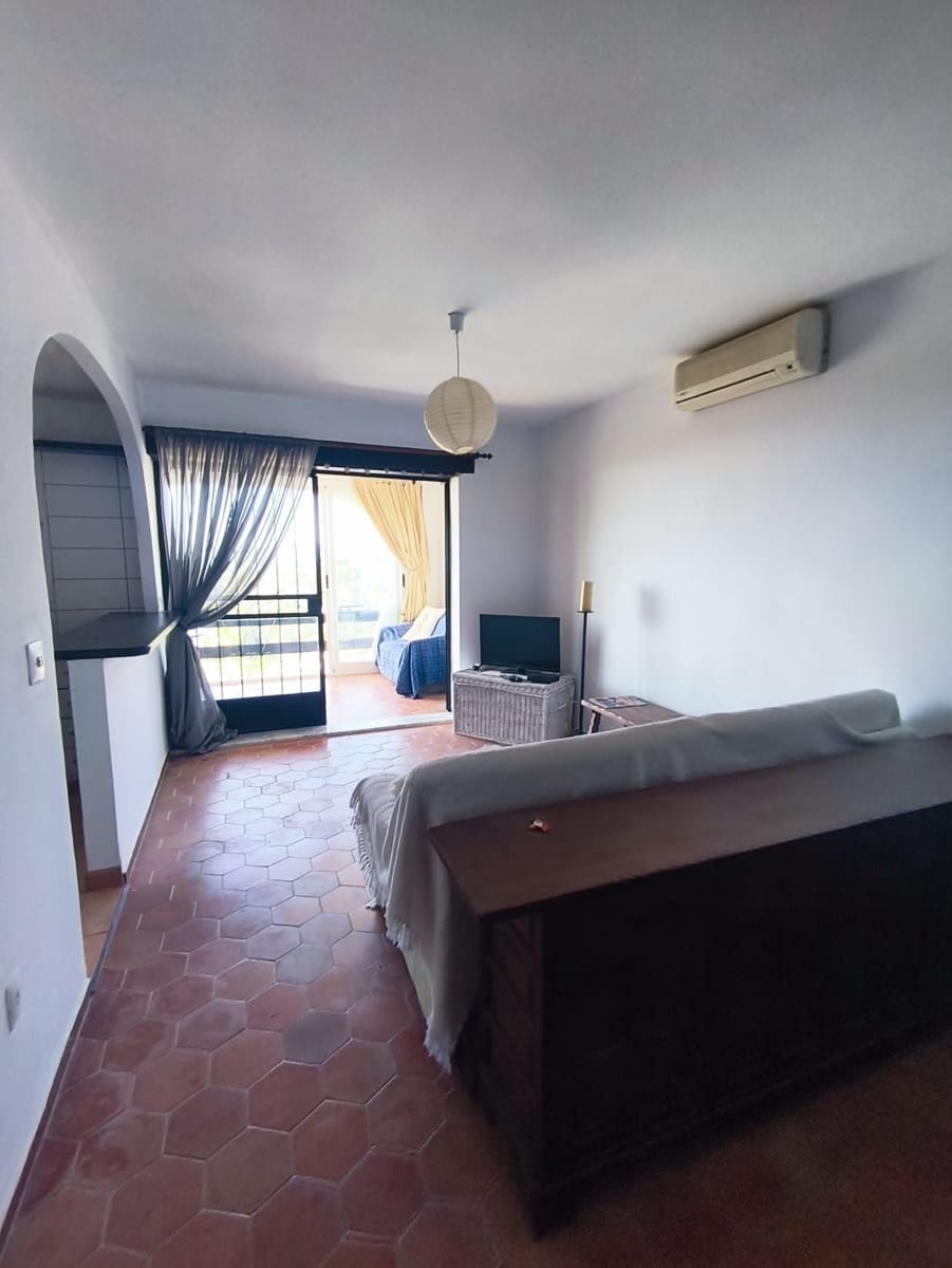 1 quarto Bungalow para venda em Benissa com garagem - 150 000 € (Ref: 10021999)