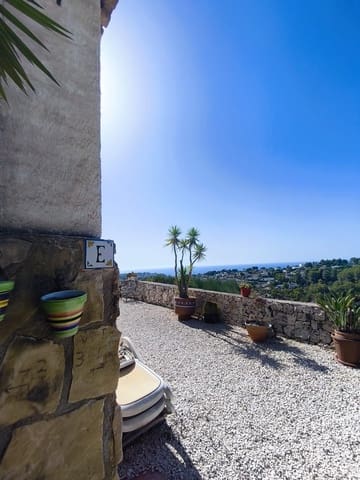 1 quarto Bungalow para venda em Benissa com garagem - 150 000 € (Ref: 10021999)