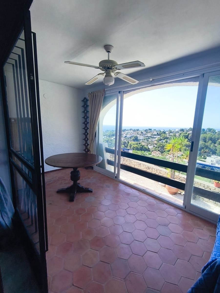 1 quarto Bungalow para venda em Benissa com garagem - 150 000 € (Ref: 10021999)