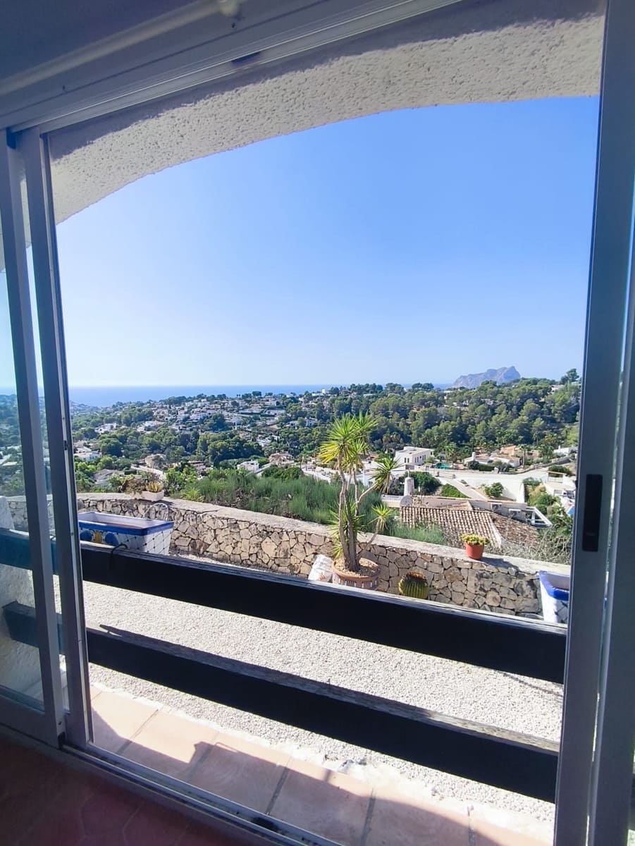 1 quarto Bungalow para venda em Benissa com garagem - 150 000 € (Ref: 10021999)