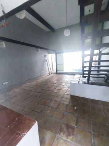 Commerciale da affittare in Altea - 1.100 € (Rif: 10030039)