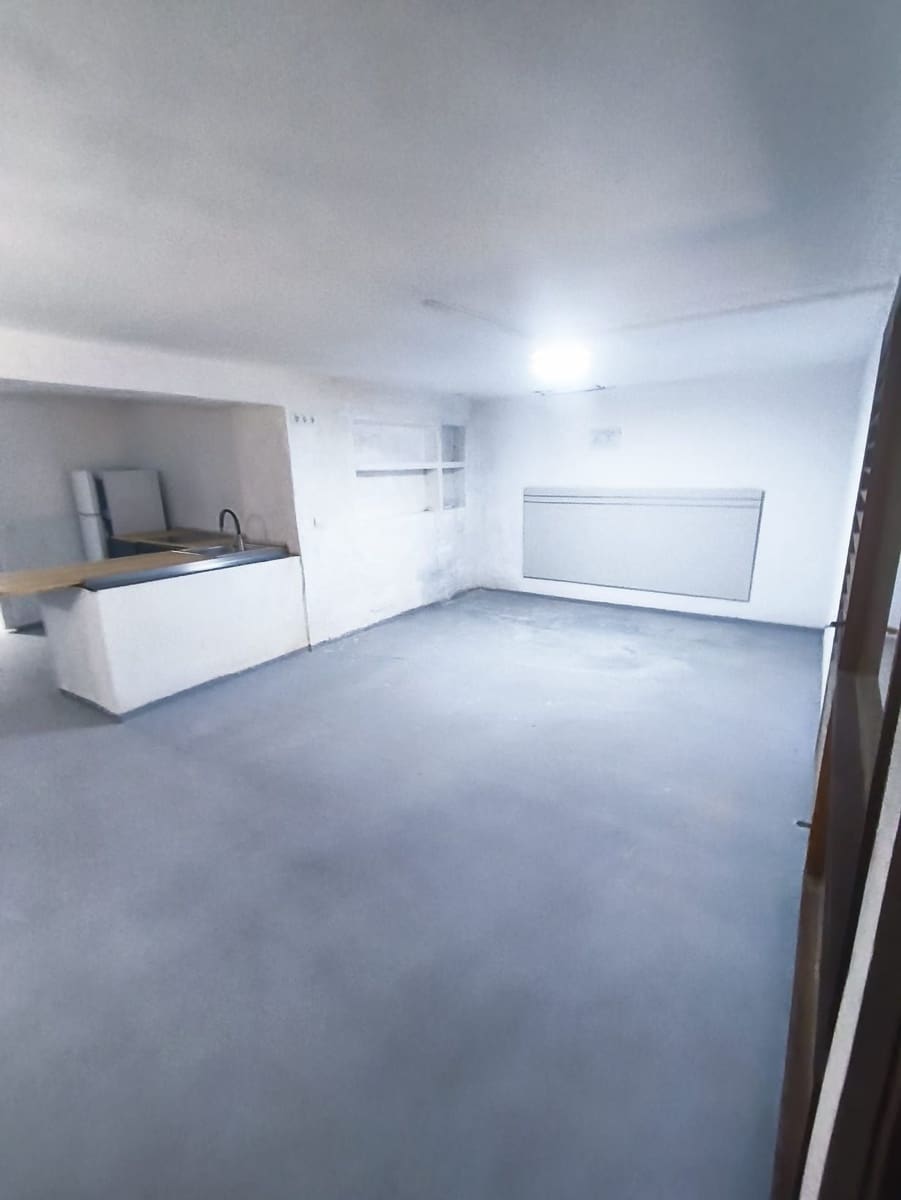 Commerciale da affittare in Altea - 1.100 € (Rif: 10030039)