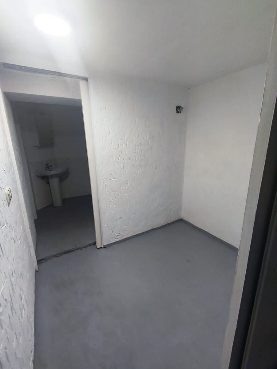 Commerciale da affittare in Altea - 1.100 € (Rif: 10030039)